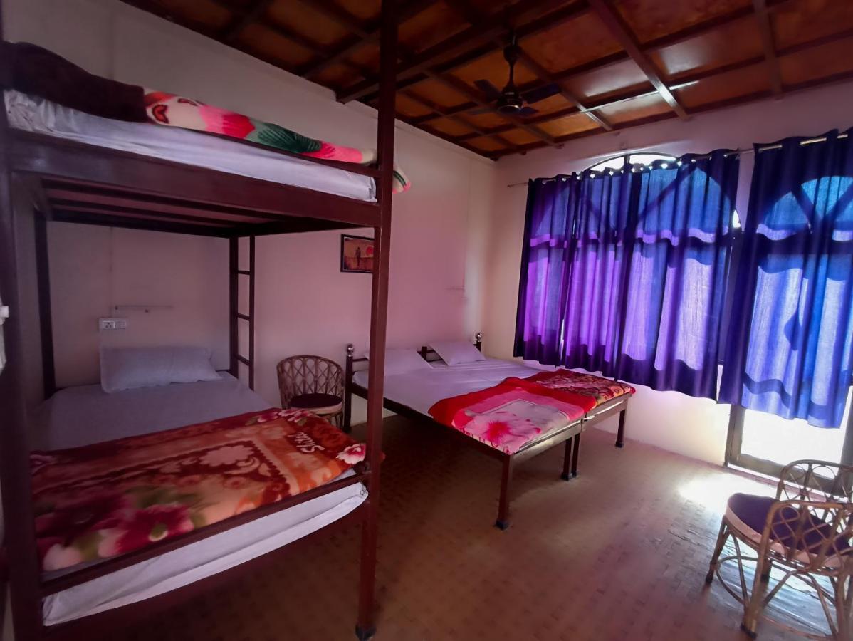 Anna Hostel Tapovan Rishikesh Bagian luar foto